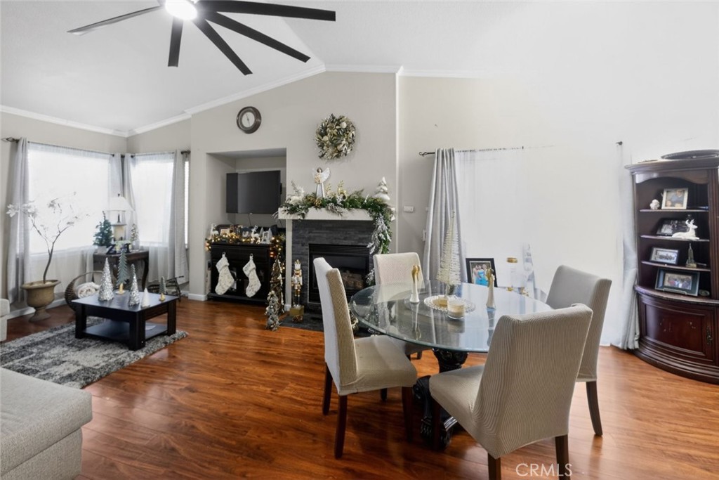 MLS #SR25272807 image #11