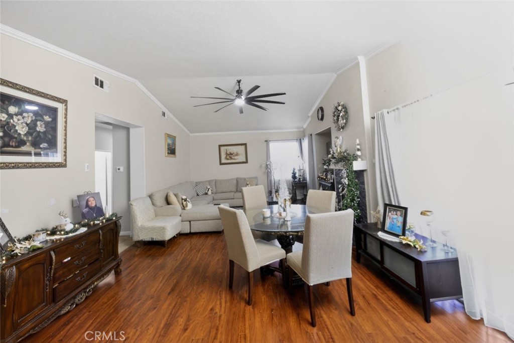 MLS #SR25272807 image #12