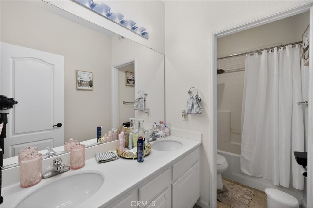 MLS #SR25272807 image #17