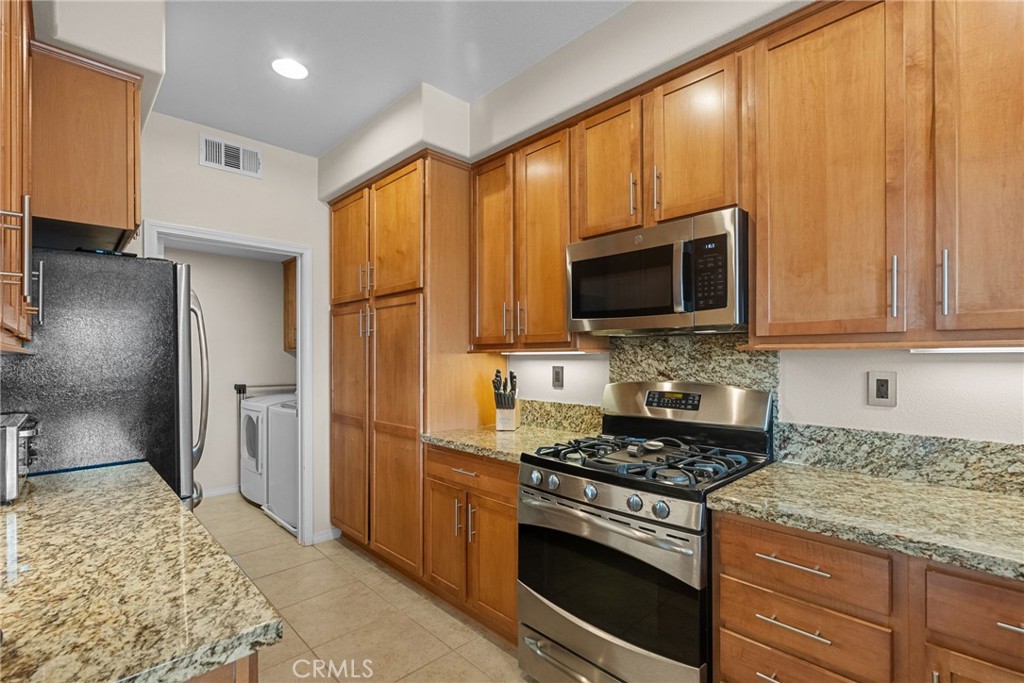 MLS #SR25272842 image #11