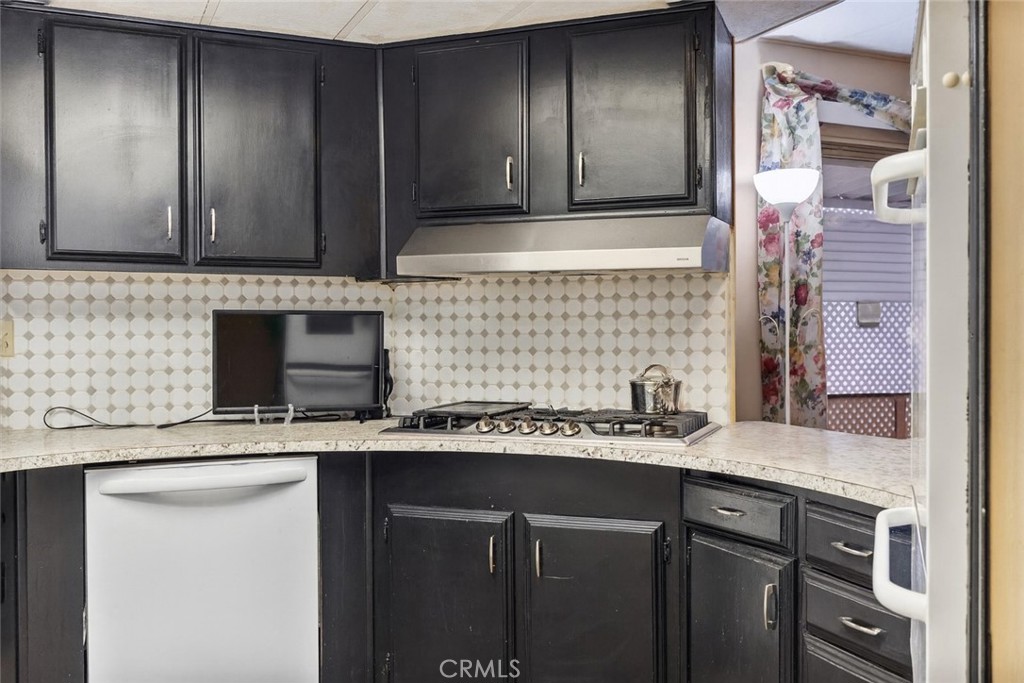 MLS #SR25272896 image #6