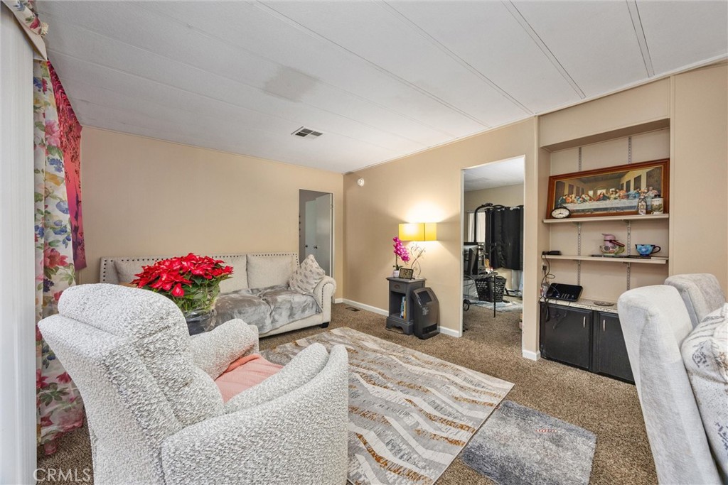 MLS #SR25272896 image #9