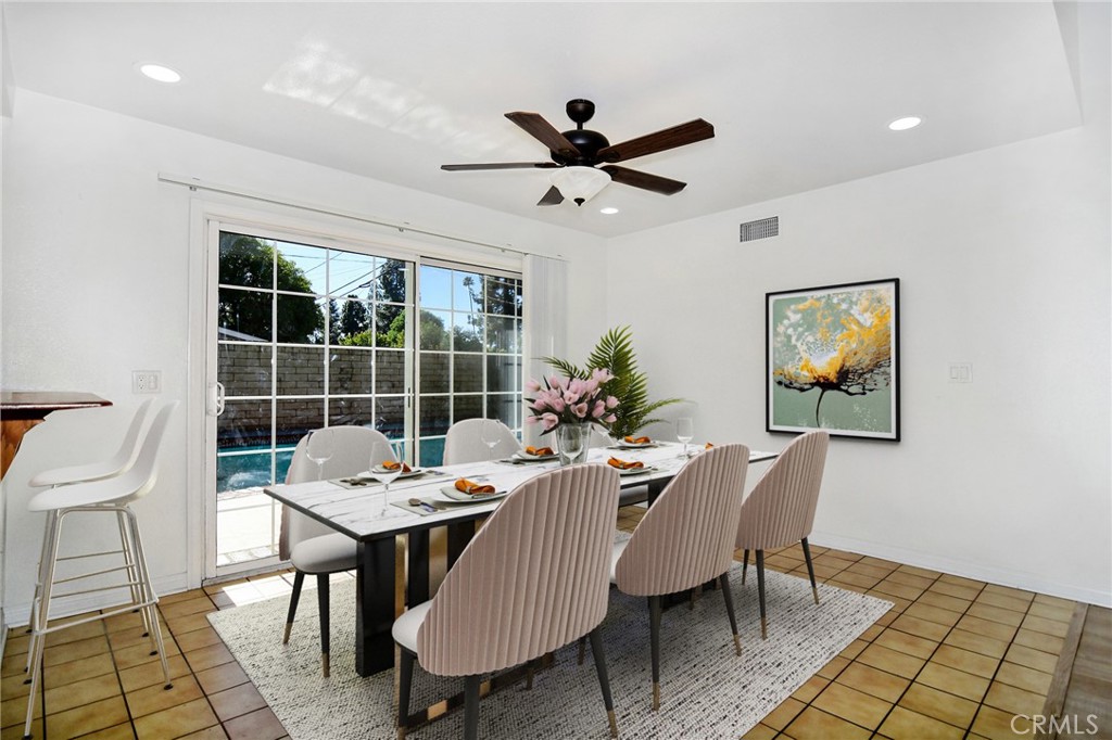 MLS #SR25272908 image #5