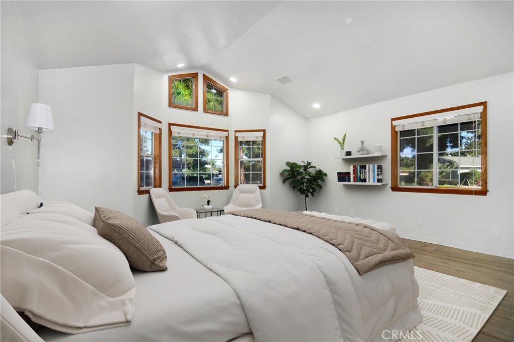 MLS #SR25272908 image #8