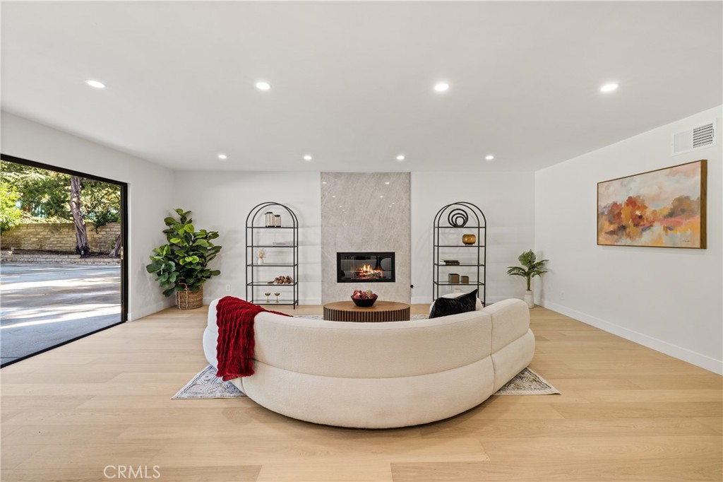 MLS #SR25272916 image #19