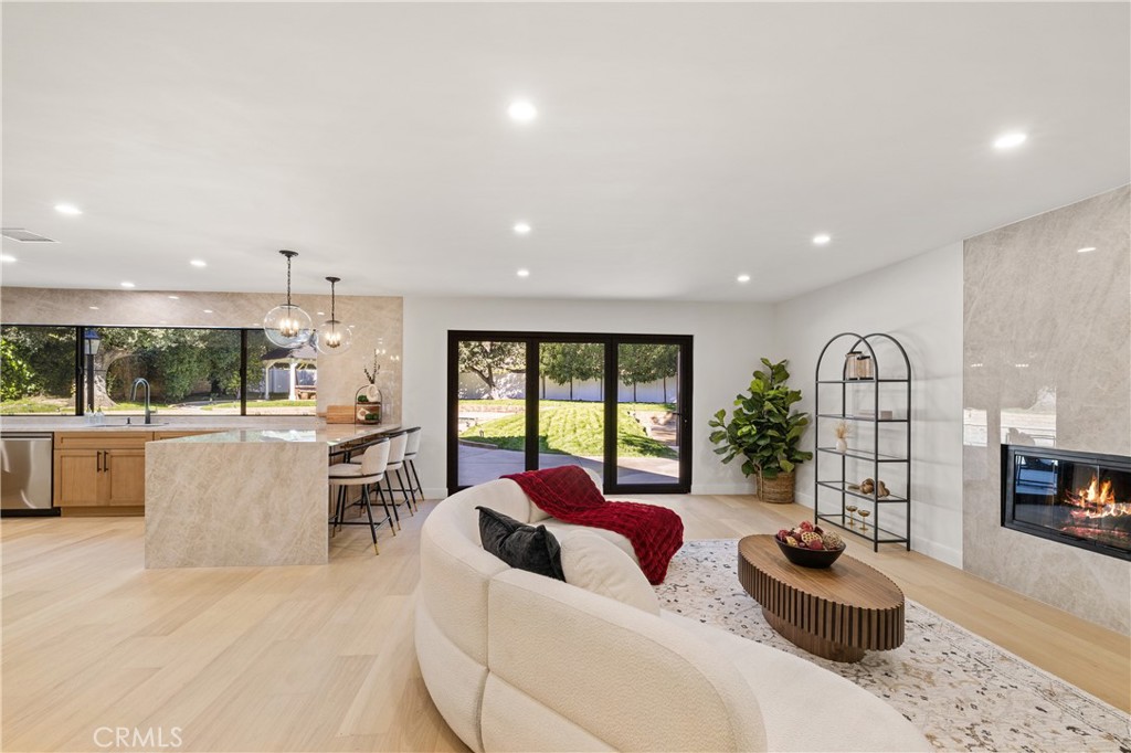 MLS #SR25272916 image #6