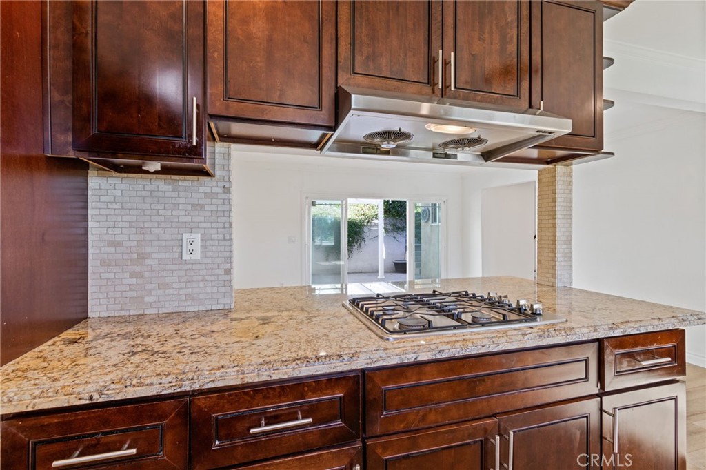 MLS #SR25272952 image #14