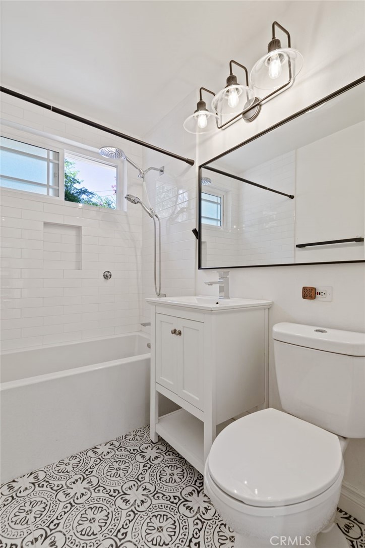 MLS #SR25272952 image #32