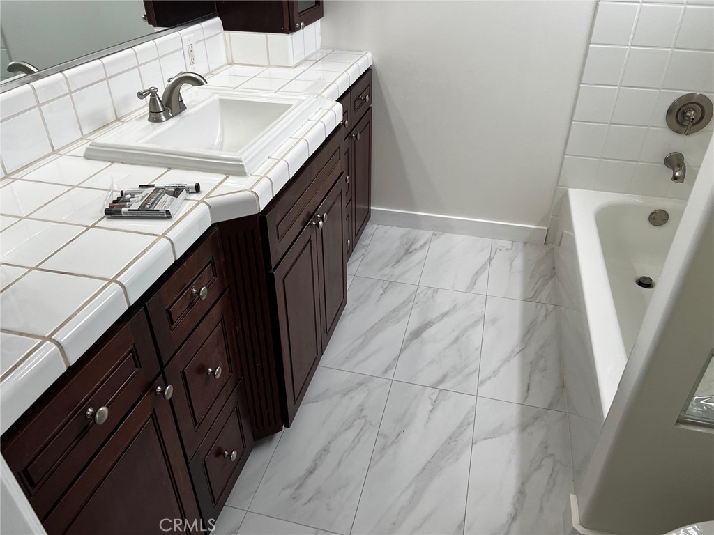 MLS #SR25273029 image #2