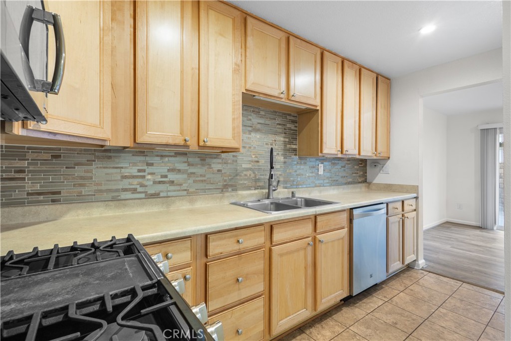 MLS #SR25273059 image #6