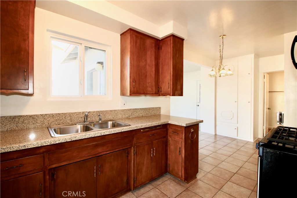 MLS #SR25273067 image #5