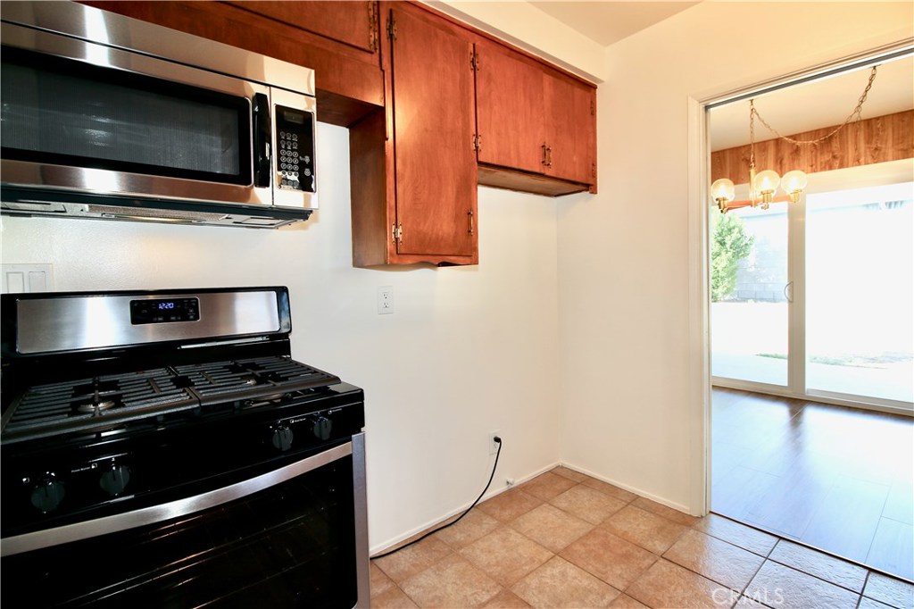 MLS #SR25273067 image #6