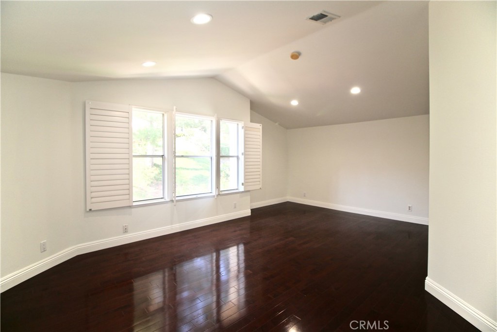 MLS #SR25273071 image #15