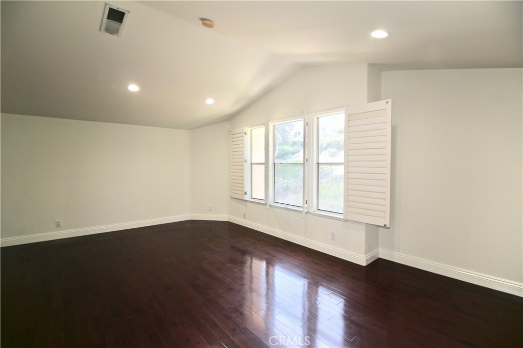 MLS #SR25273071 image #16