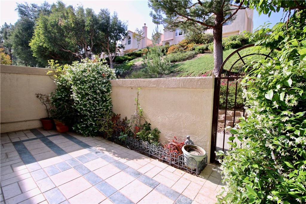 MLS #SR25273071 image #7