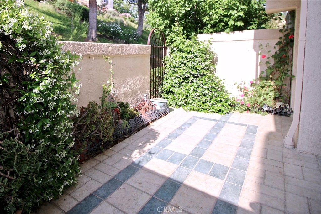 MLS #SR25273071 image #8