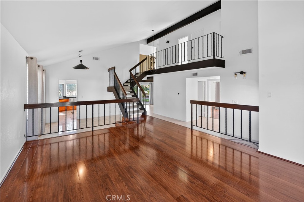 MLS #SR25273108 image #7