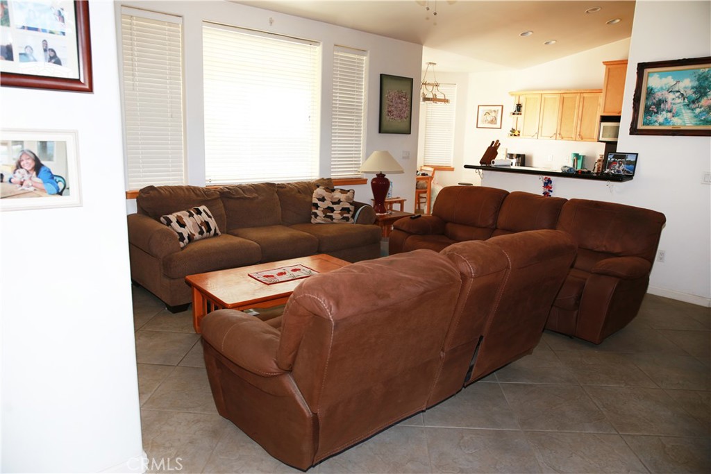 MLS #SR25273140 image #4