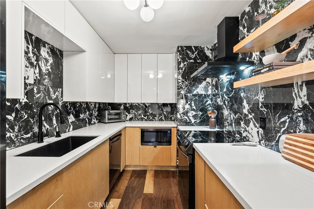 MLS #SR25273170 image #5