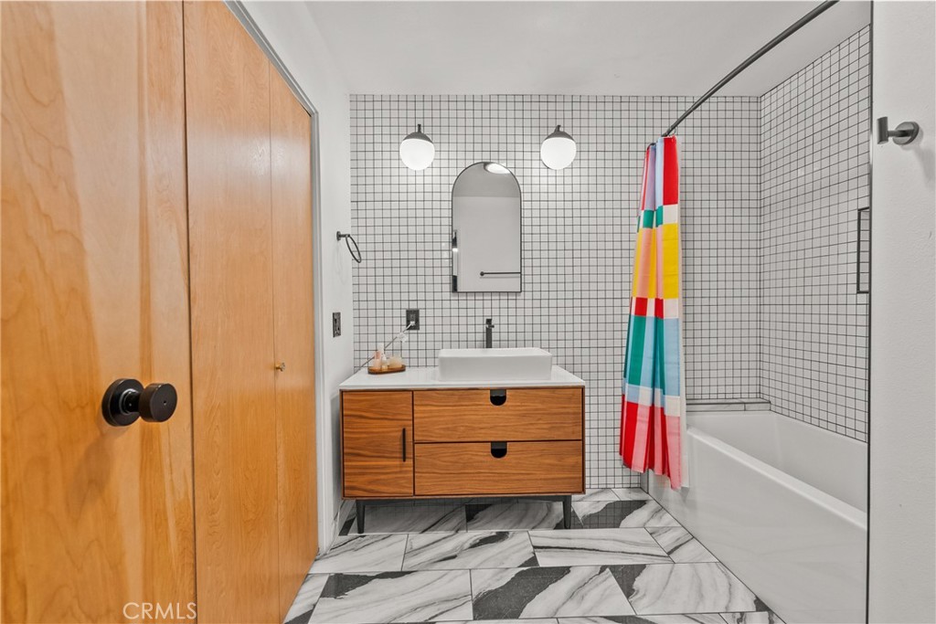 MLS #SR25273170 image #9