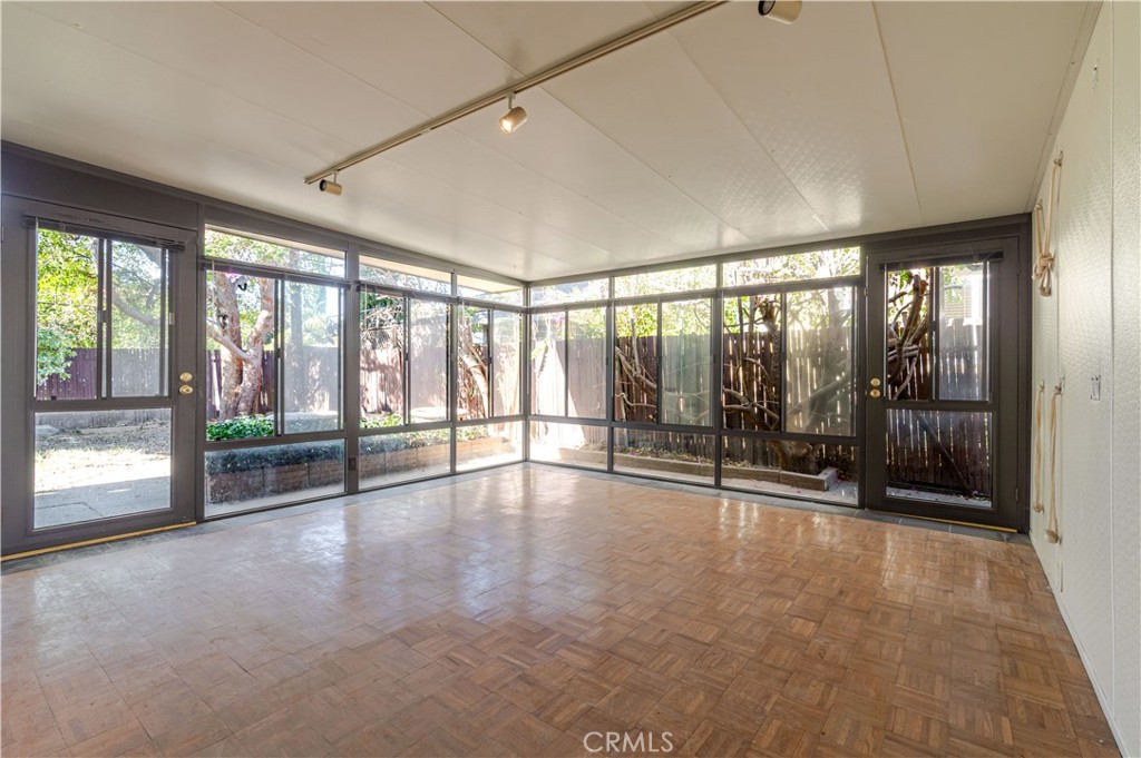 MLS #SR25273176 image #9