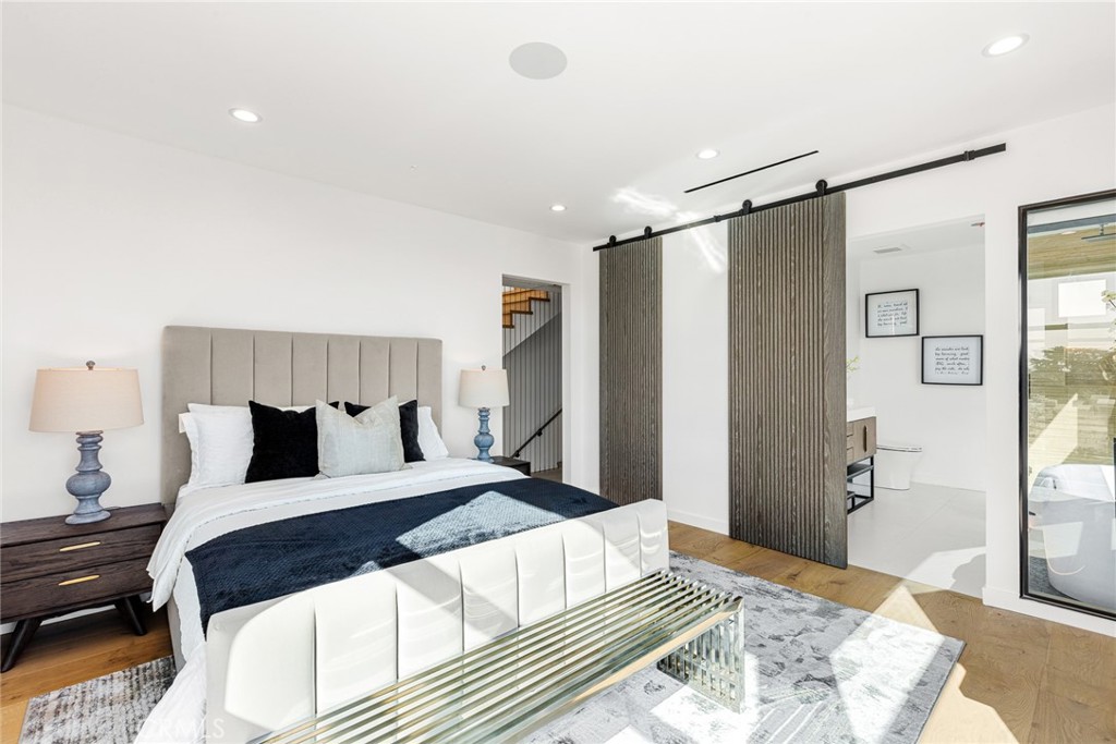 MLS #SR25273188 image #3