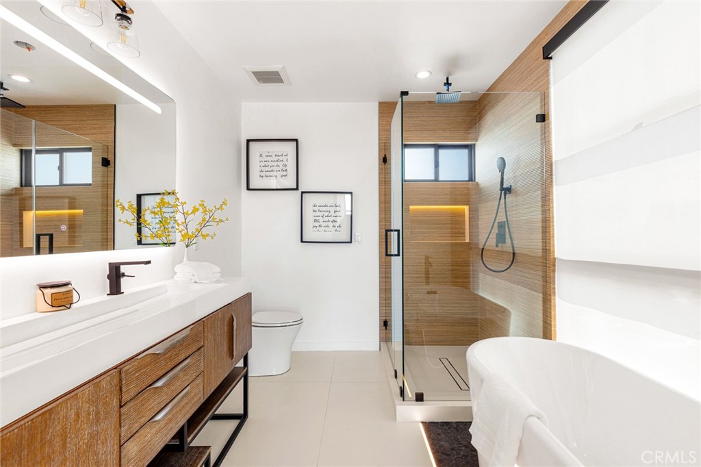 MLS #SR25273188 image #4