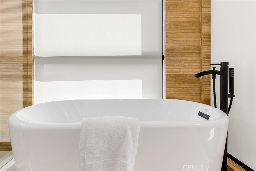 MLS #SR25273188 image #5