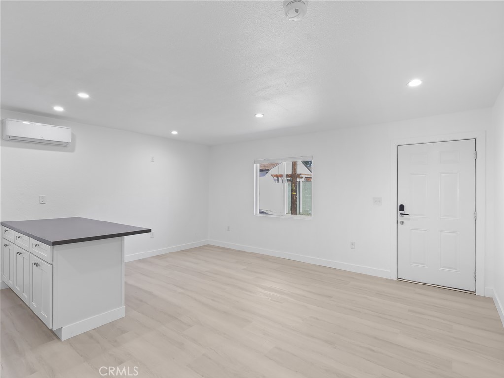 MLS #SR25273238 image #11