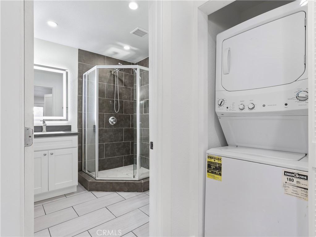 MLS #SR25273238 image #2