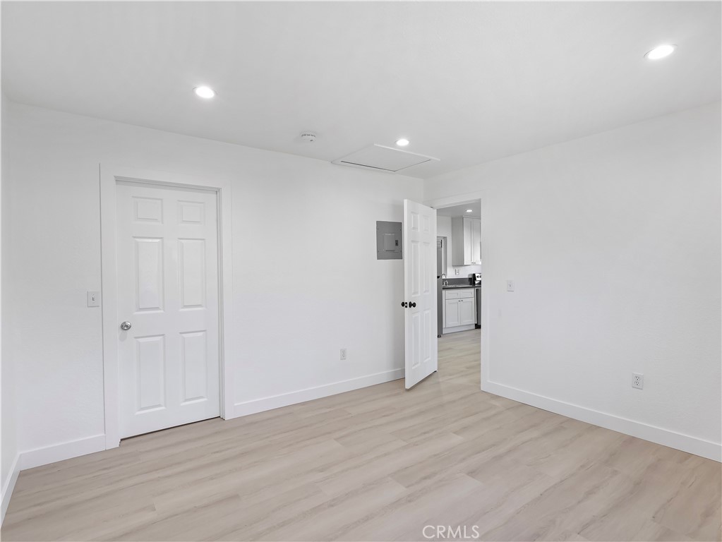 MLS #SR25273238 image #3