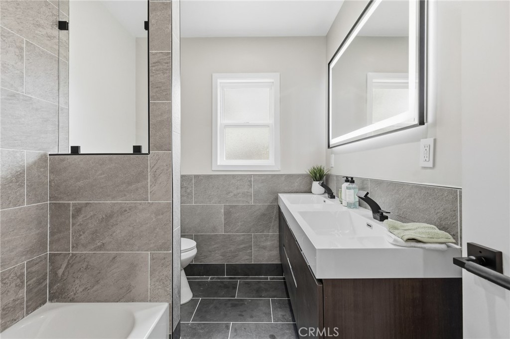 MLS #SR25273262 image #15