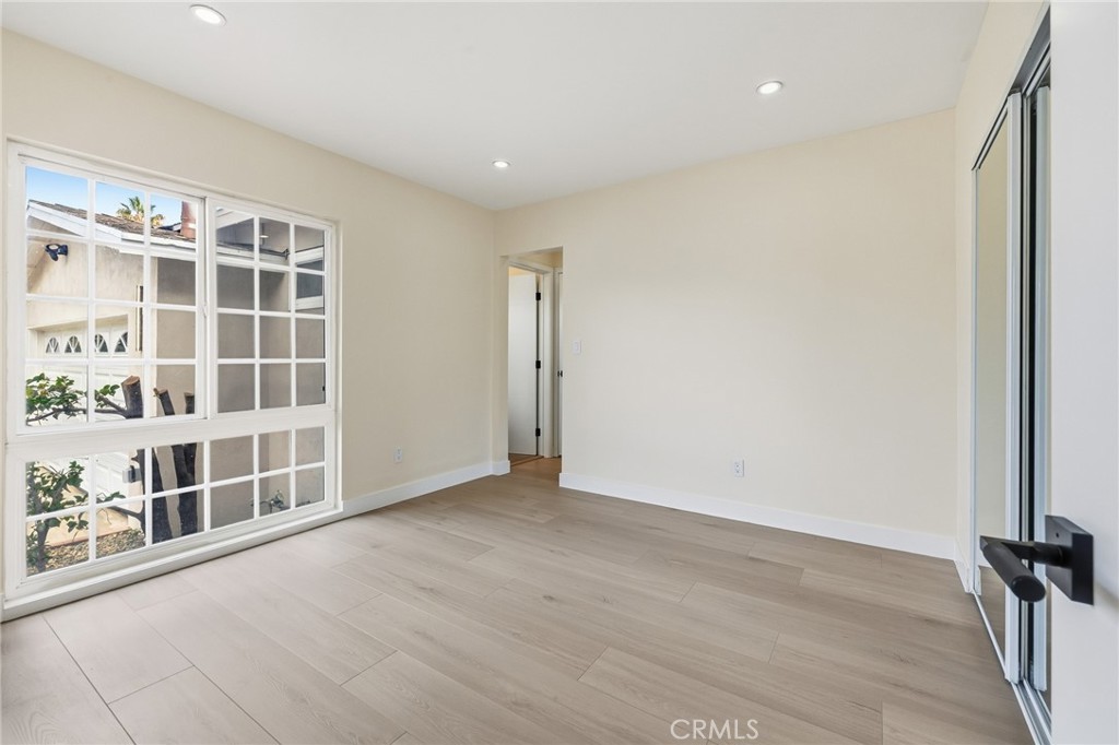 MLS #SR25273262 image #8