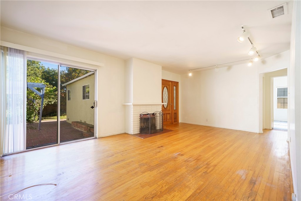 MLS #SR25273283 image #8