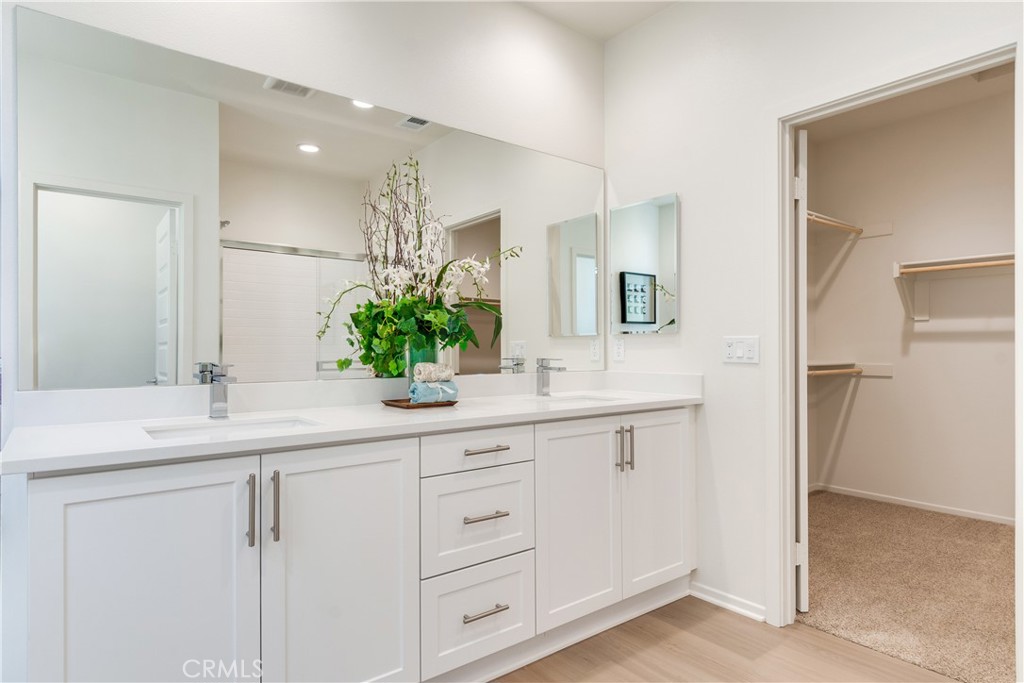 MLS #SR25273362 image #16