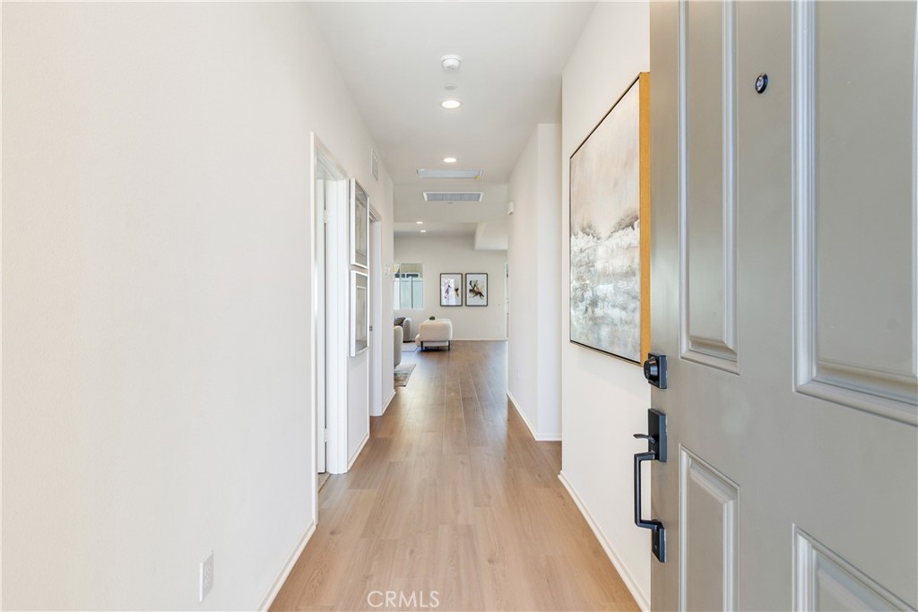 MLS #SR25273362 image #2