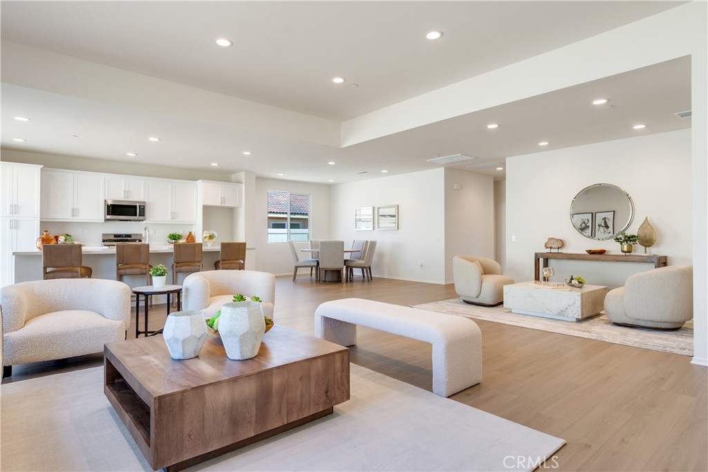 MLS #SR25273362 image #4