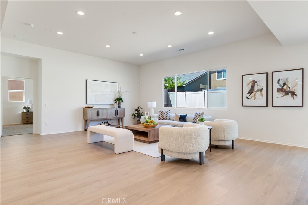 MLS #SR25273362 image #6