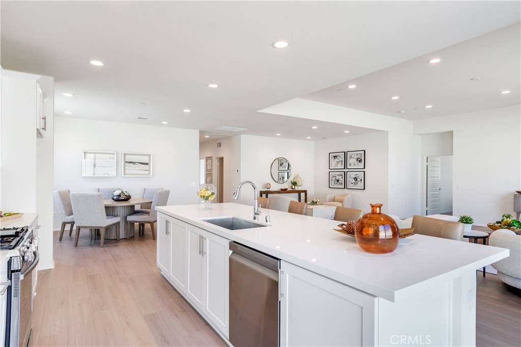 MLS #SR25273362 image #9