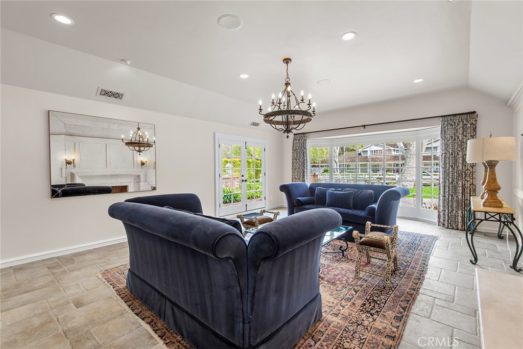 MLS #SR25273371 image #10