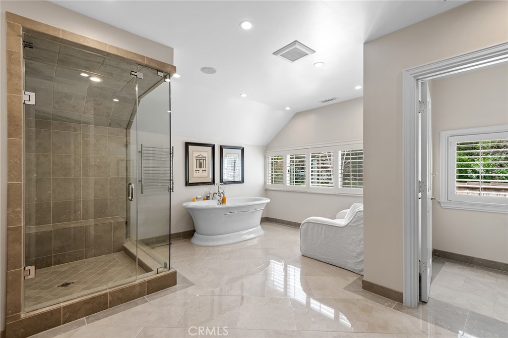 MLS #SR25273371 image #14