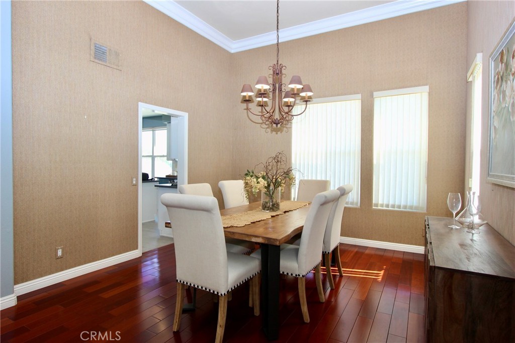 MLS #SR25273403 image #4