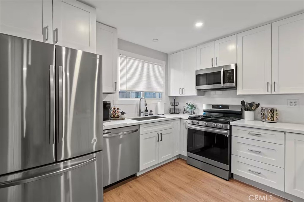 MLS #SR25273416 image #1