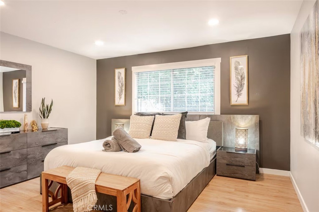 MLS #SR25273416 image #4