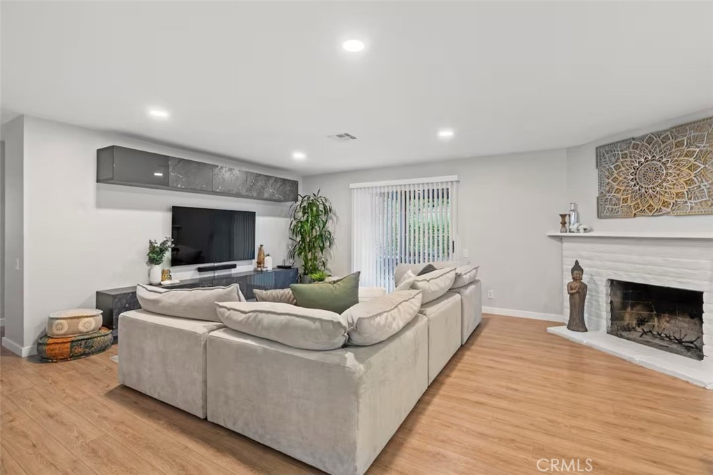 MLS #SR25273416 image #6