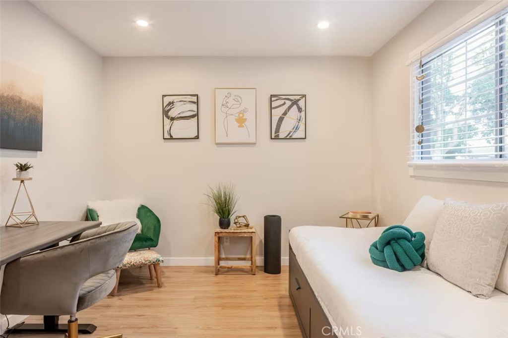 MLS #SR25273416 image #9