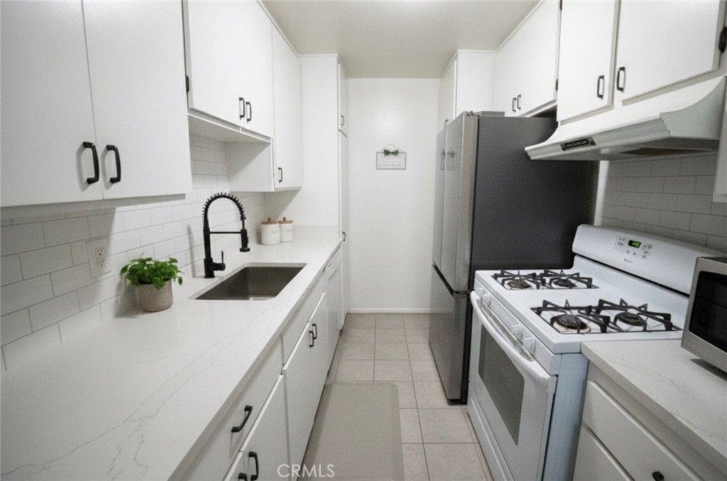 MLS #SR25273425 image #5