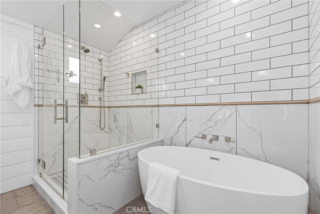 MLS #SR25263976 image #18