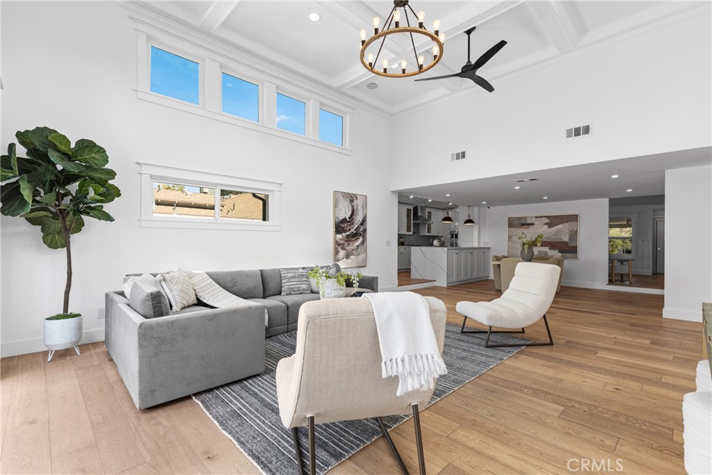 MLS #SR25263976 image #9