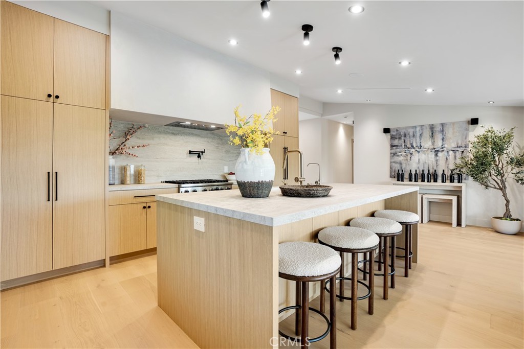 MLS #SR25273510 image #8